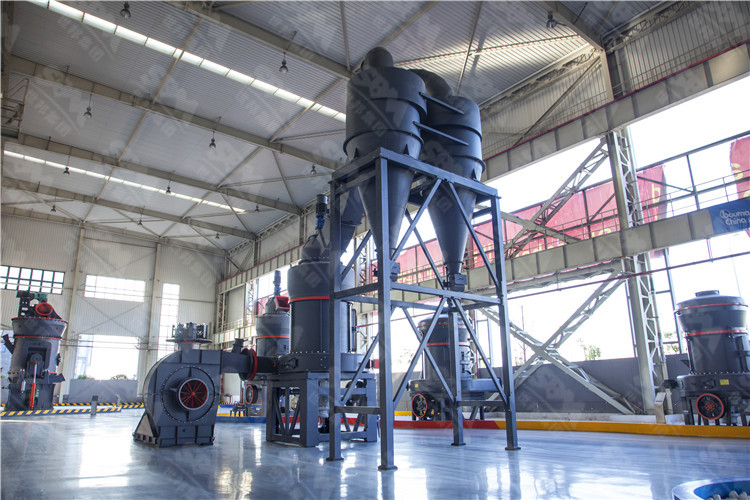 石灰石雷蒙磨粉機的出料細度、每小時產量多少